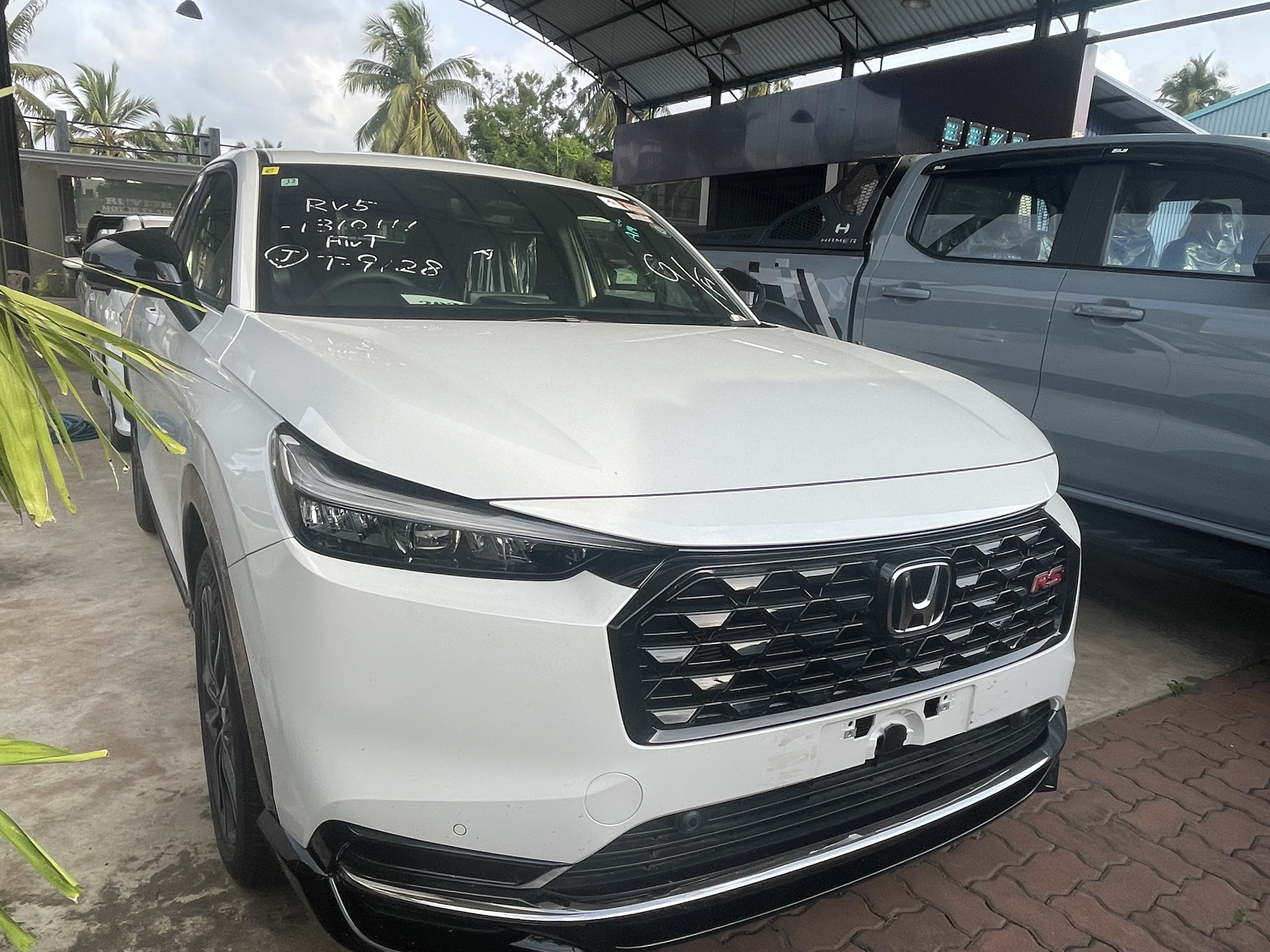 Honda Vezel 2025 - மறுசீரமைக்கப்பட்டது SUV sale in Sri Lanka - patpat.lk