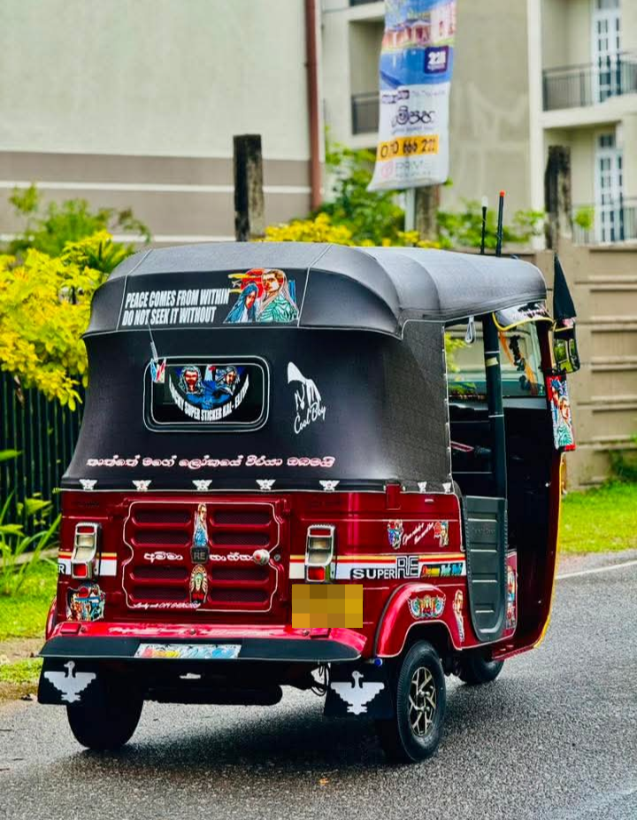Bajaj Three Wheel 2014 - பயன்படுத்தப்பட்டது முச்சக்கர வண்டி sale in Sri Lanka - patpat.lk