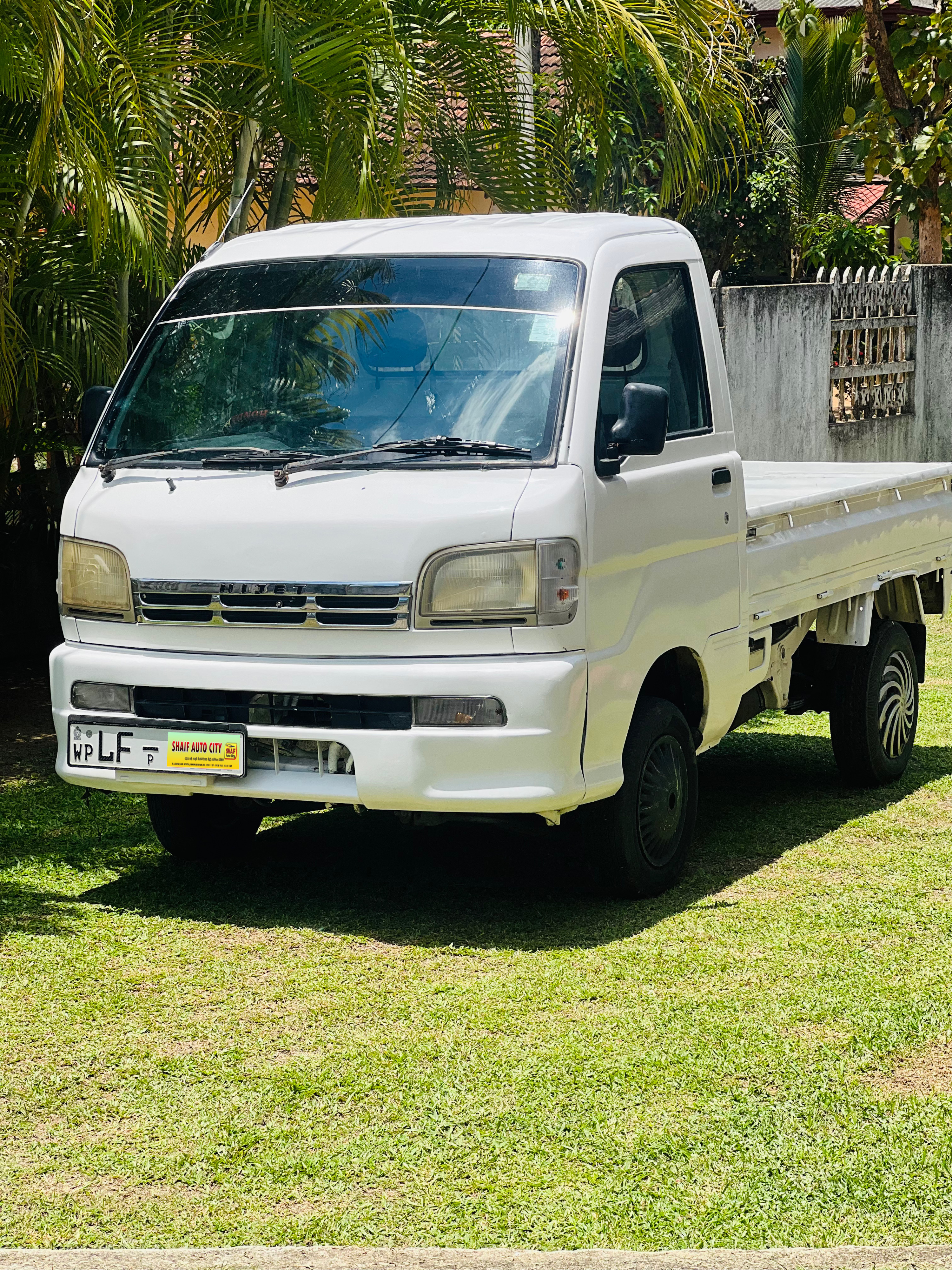 Daihatsu Hijet 2002 - Used Truck sale in Sri Lanka - patpat.lk