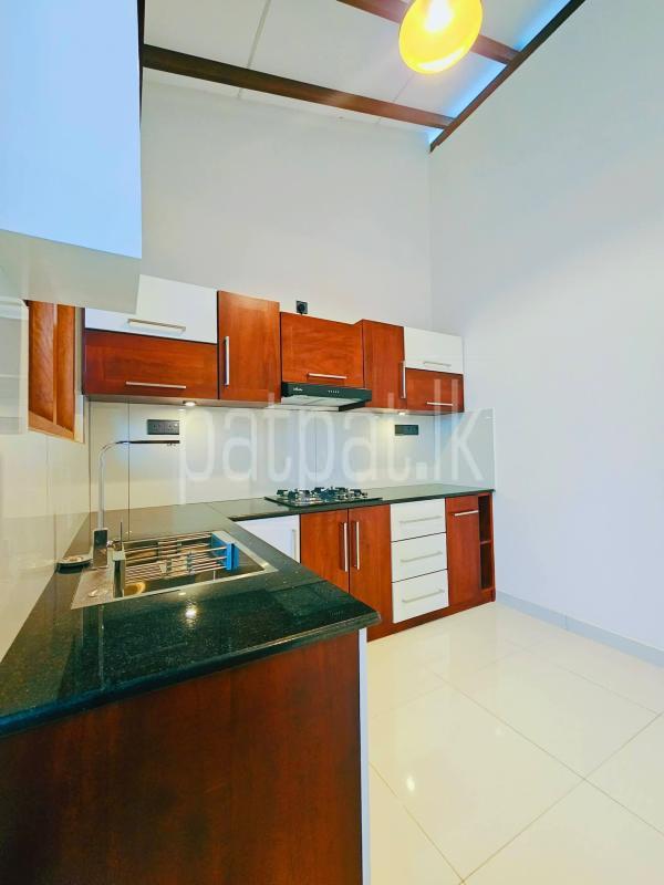 House for Sale in Athurugiriya