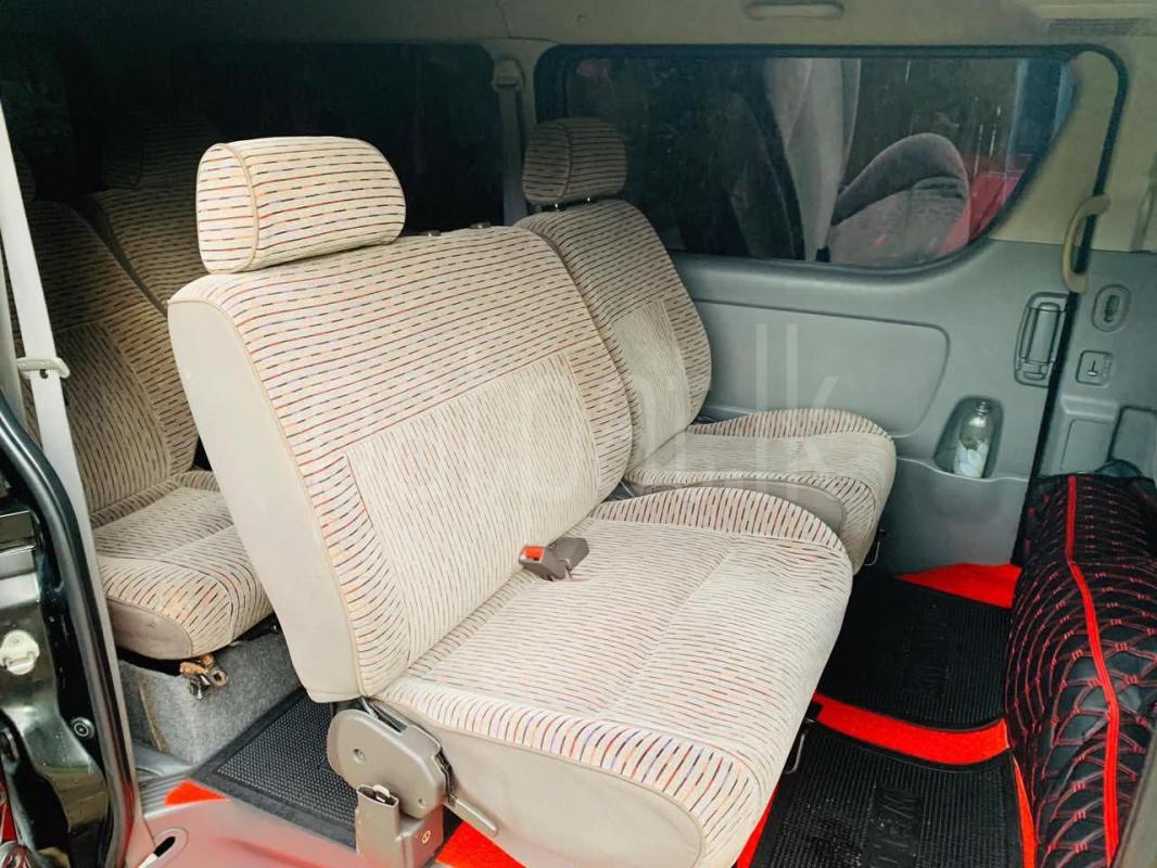 Toyota Hiace 2012 - பயன்படுத்தப்பட்டது வேன் sale in Sri Lanka - patpat.lk