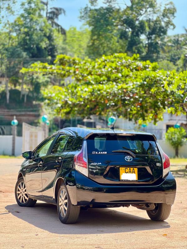 Toyota Aqua 2012 - Used Car sale in Sri Lanka - patpat.lk