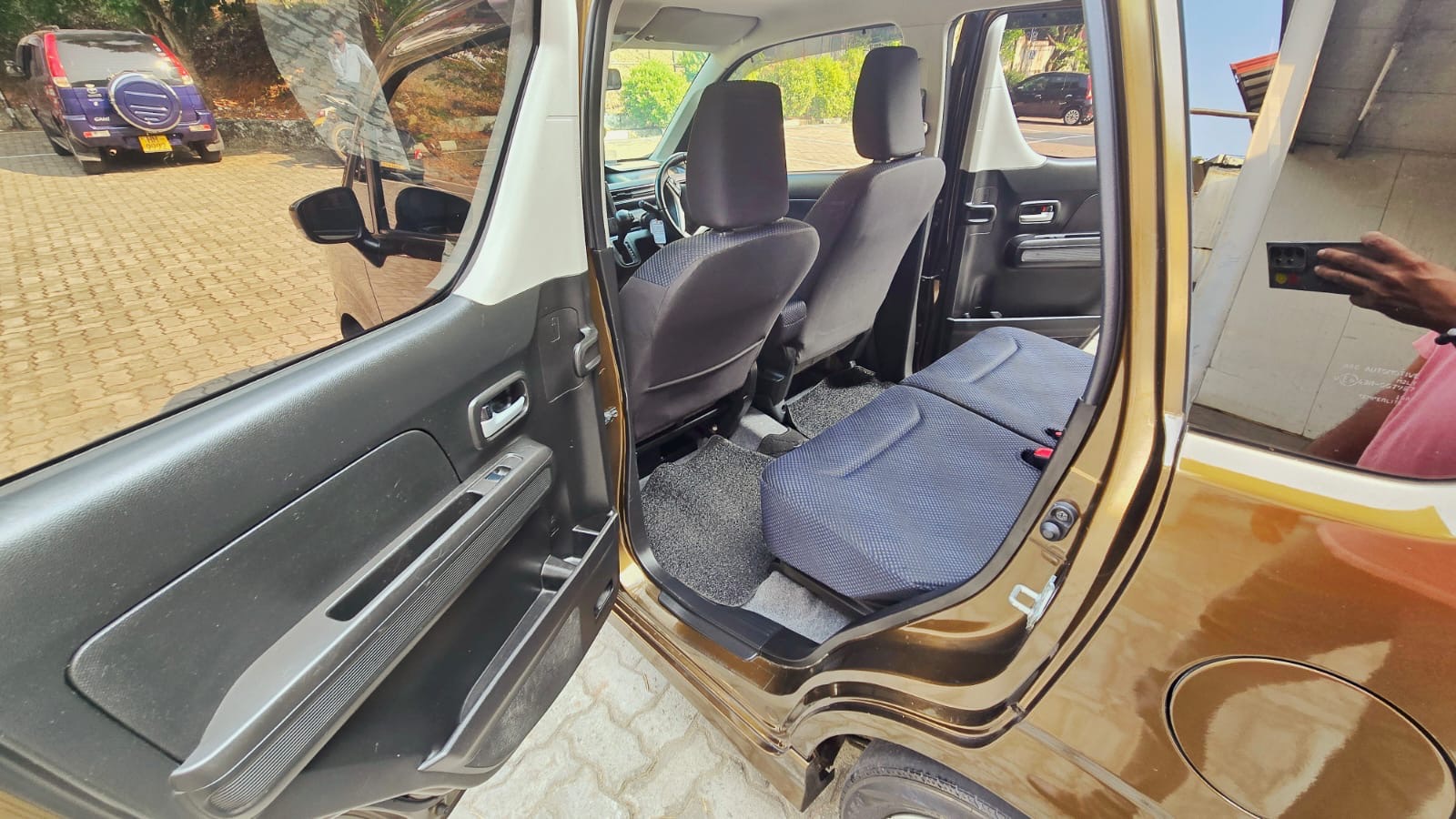 Advertisement image 5