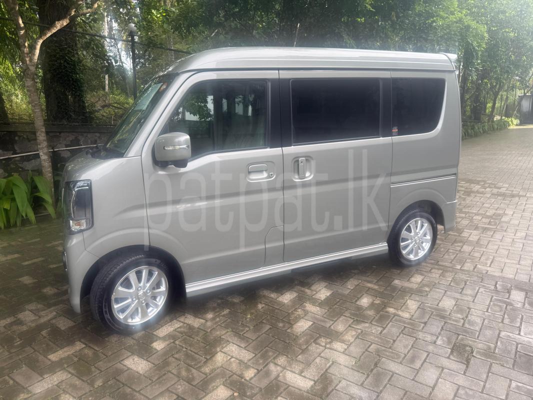 Advertisement image 5