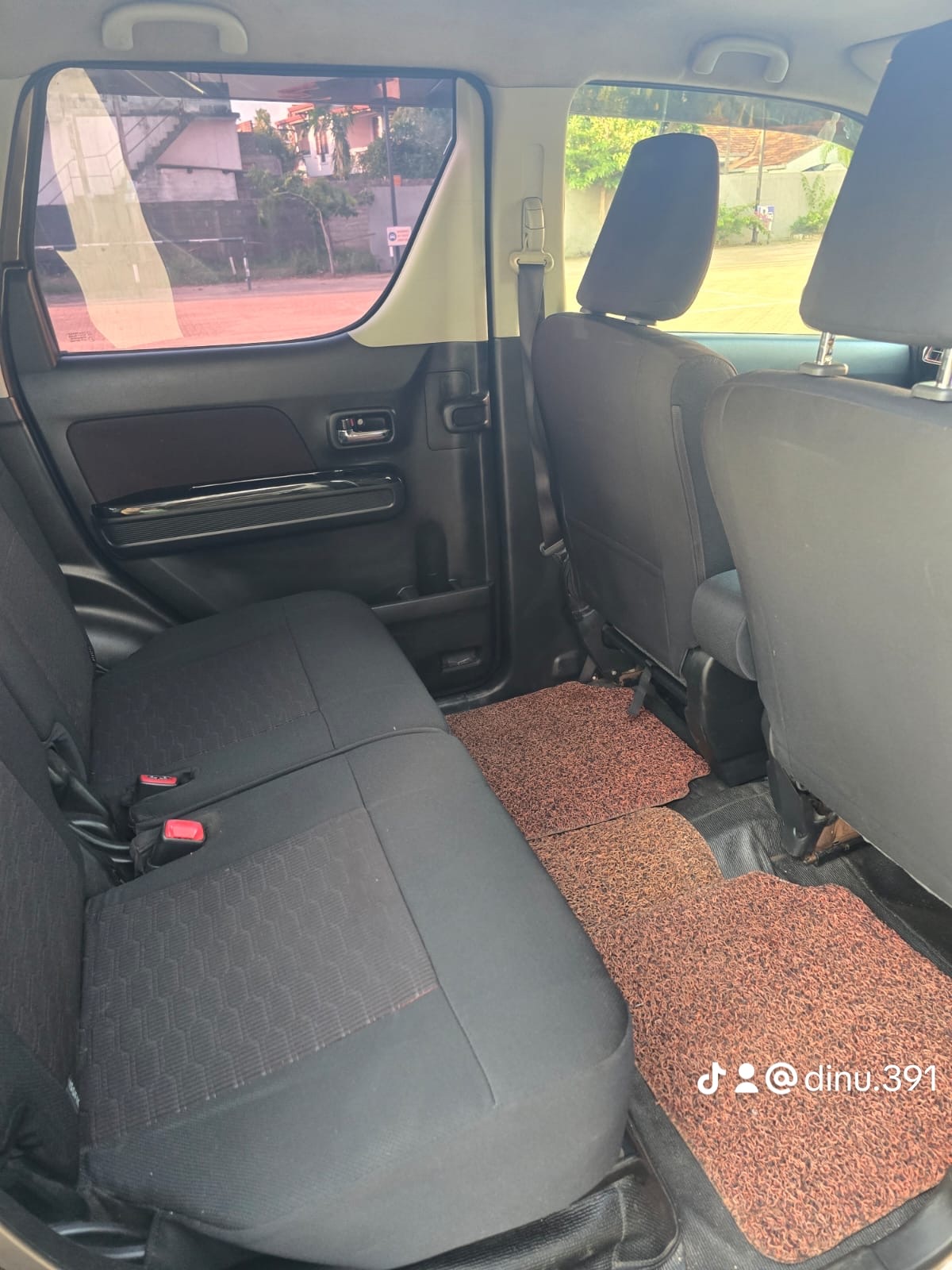 Suzuki Wagon R 2017 - பயன்படுத்தப்பட்டது கார் sale in Sri Lanka - patpat.lk
