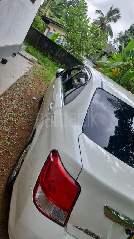 Toyota Axio 2014 - பயன்படுத்தப்பட்டது கார் sale in Sri Lanka - patpat.lk