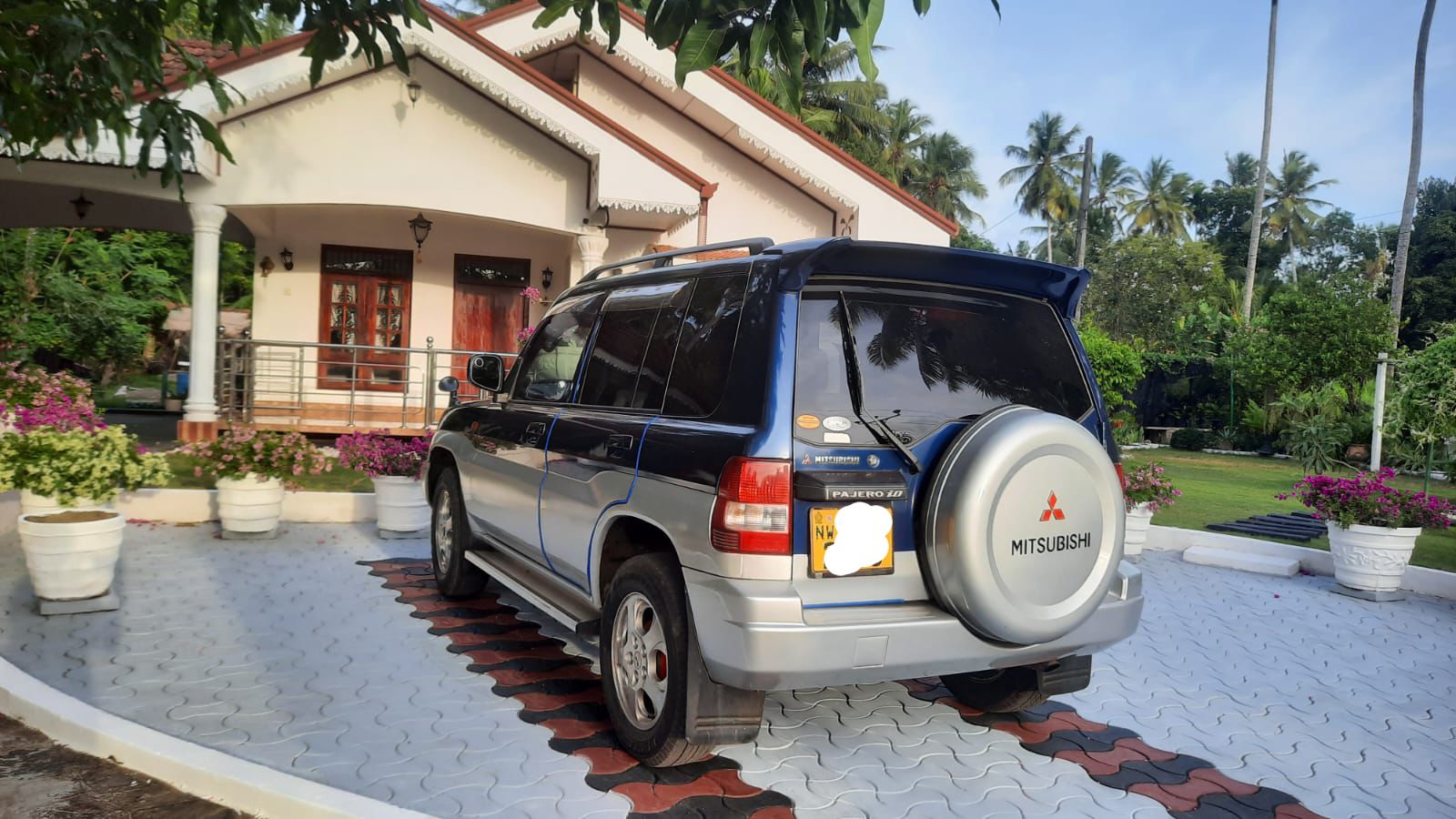 Mitsubishi Pajero 1999 - பயன்படுத்தப்பட்டது கார் sale in Sri Lanka - patpat.lk