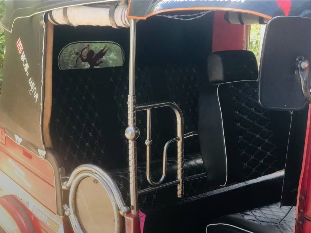 Bajaj Three Wheel 2015 - Used Three wheeler sale in Sri Lanka - patpat.lk