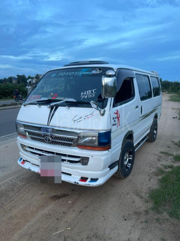 Toyota Hiace 1991 - Reconditioned Van sale in Sri Lanka - patpat.lk