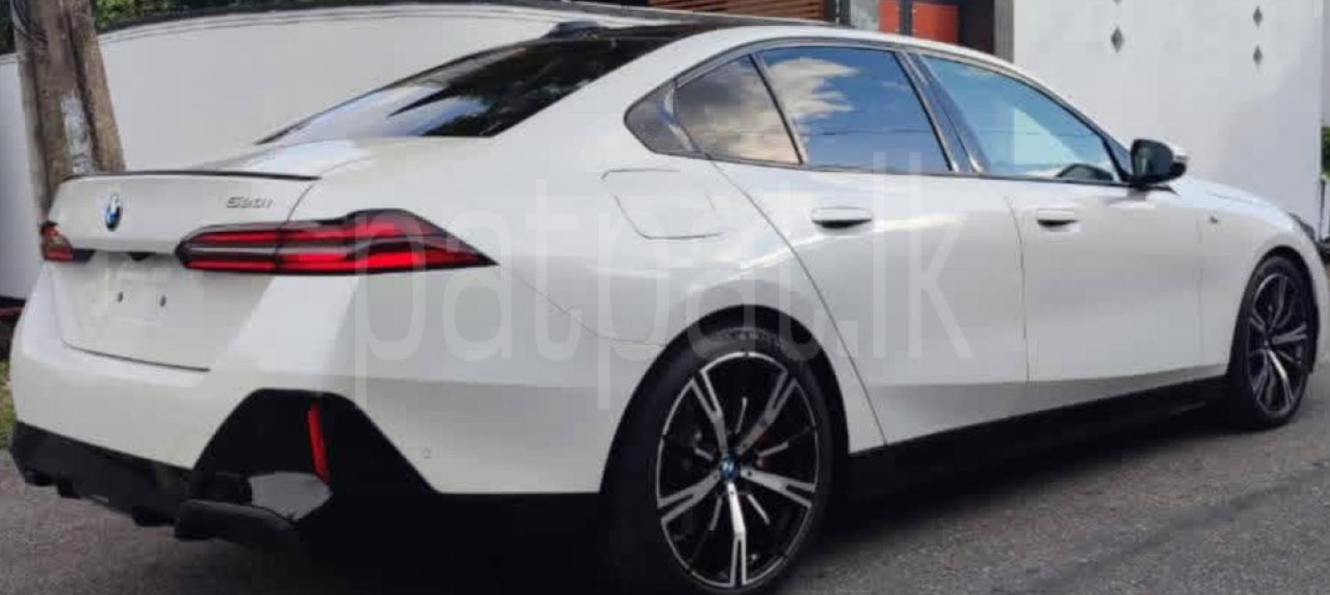 BMW 520I 2023 - சான்றளிக்கப்பட்டது கார் sale in Sri Lanka - patpat.lk