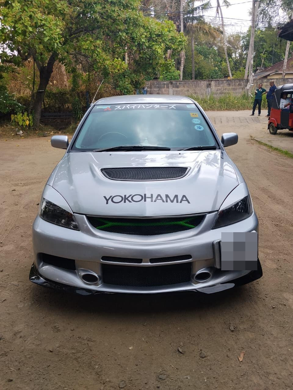 Mitsubishi Lancer 2004 ads-image-1