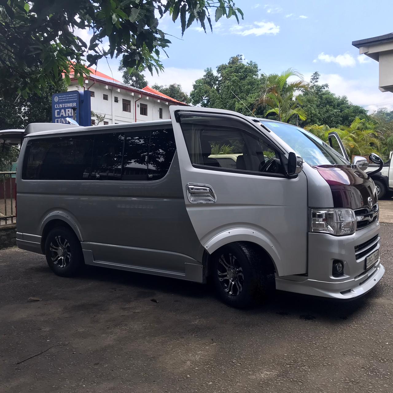 Toyota Hiace 2012 - பயன்படுத்தப்பட்டது வேன் sale in Sri Lanka - patpat.lk