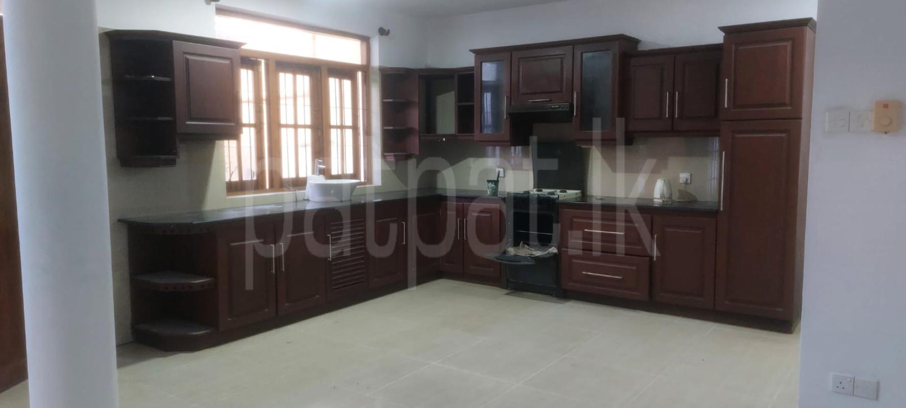House for Rent in Wellawatta (Colombo 06) ads-image-1