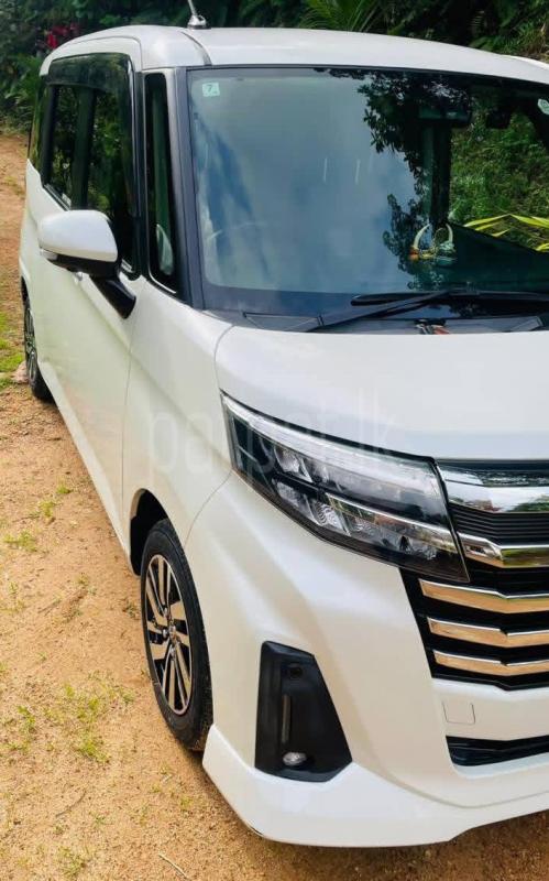 Toyota Roomy 2023 - Used Van sale in Sri Lanka - patpat.lk