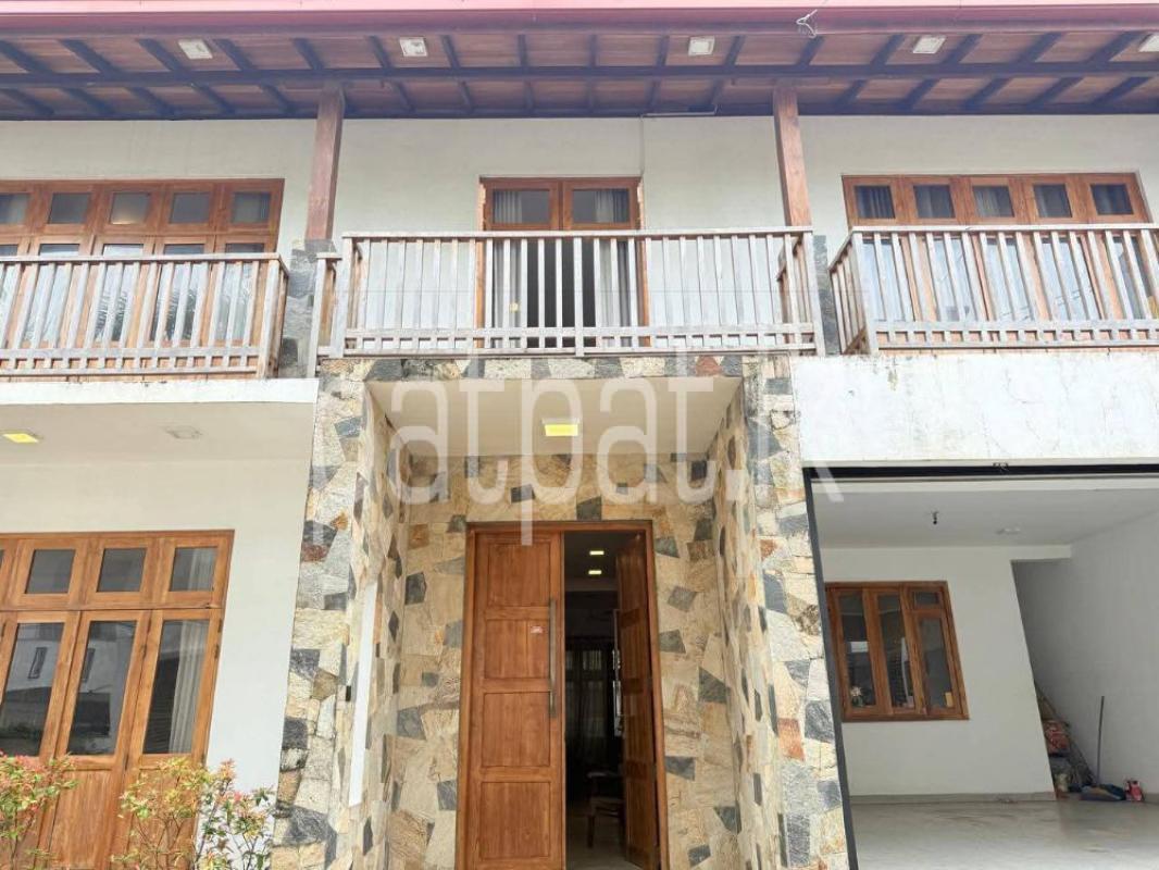 Advertisement image 1