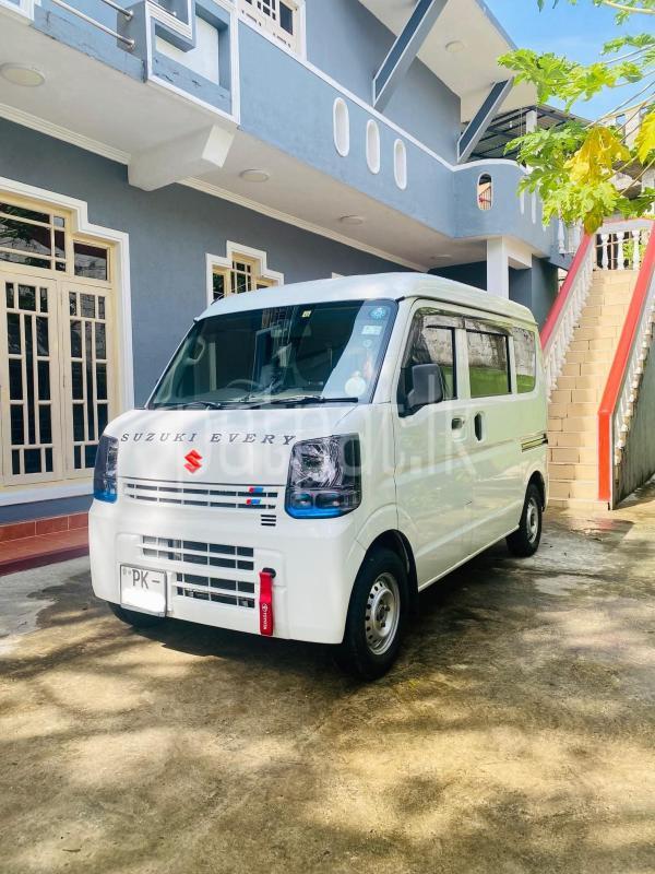 Advertisement image 3