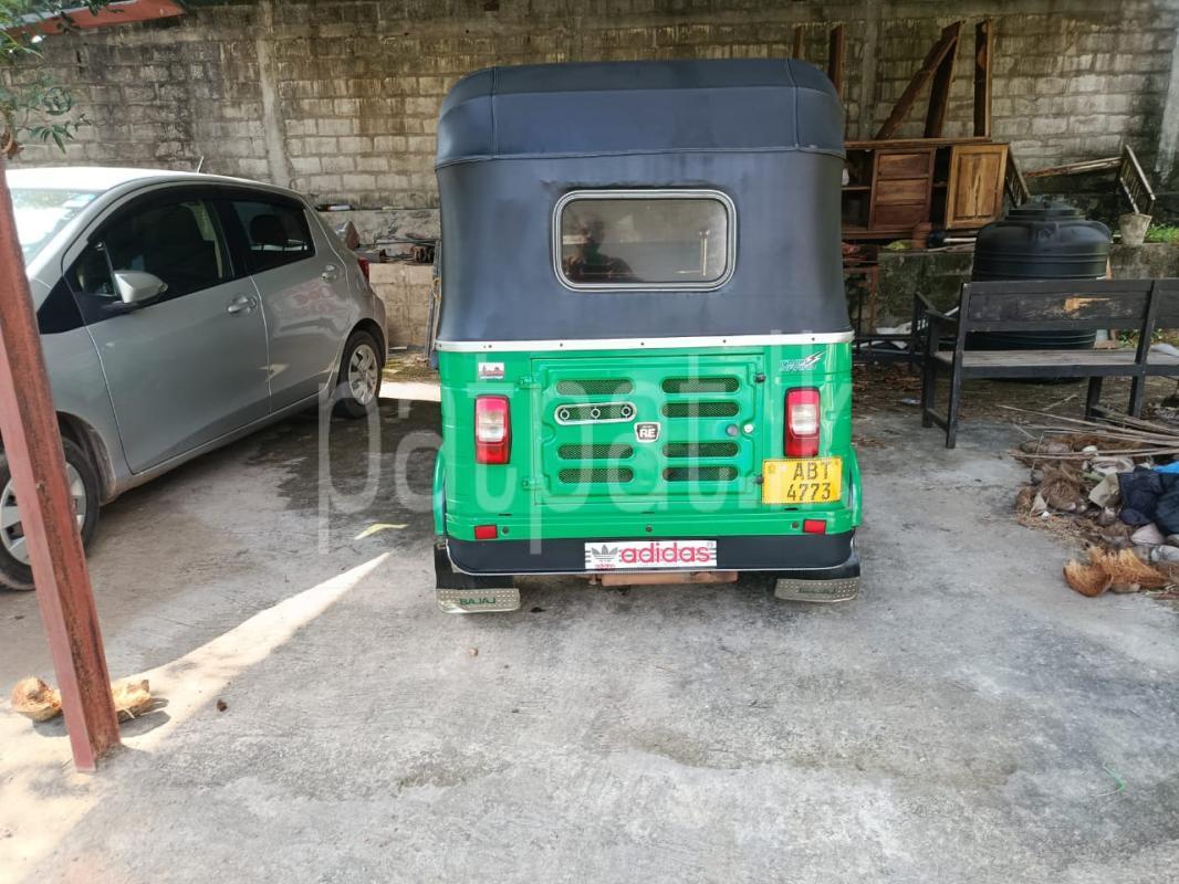 Advertisement image 6