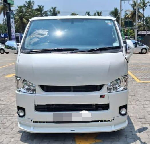 Toyota Hiace 2017 ads-image-1