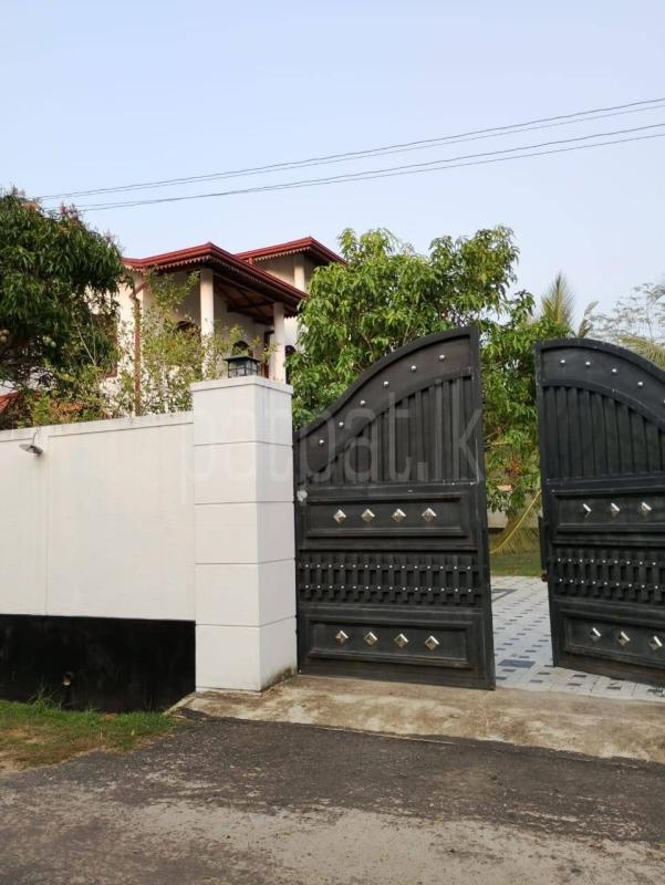 House for Sale in Nittambuwa