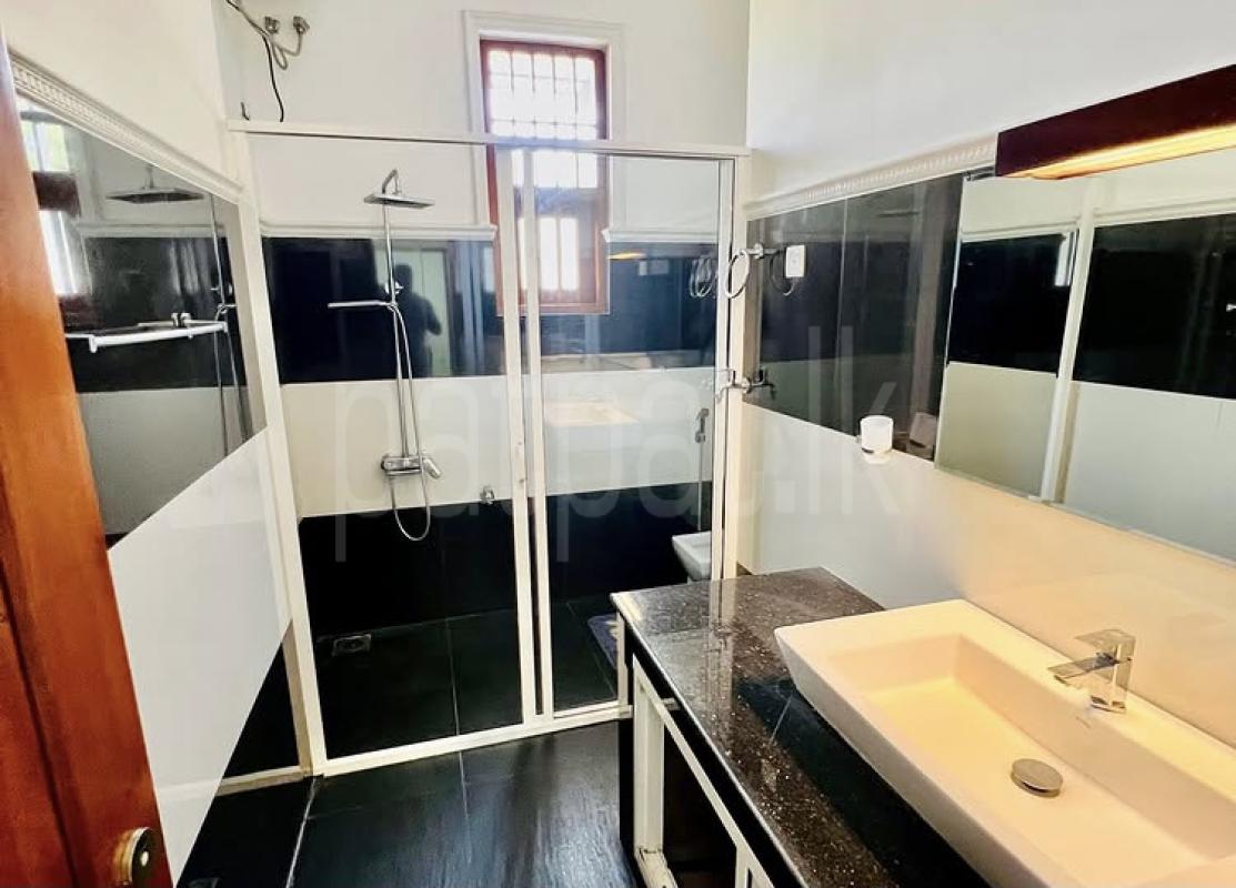 House for Sale in Talawatugoda