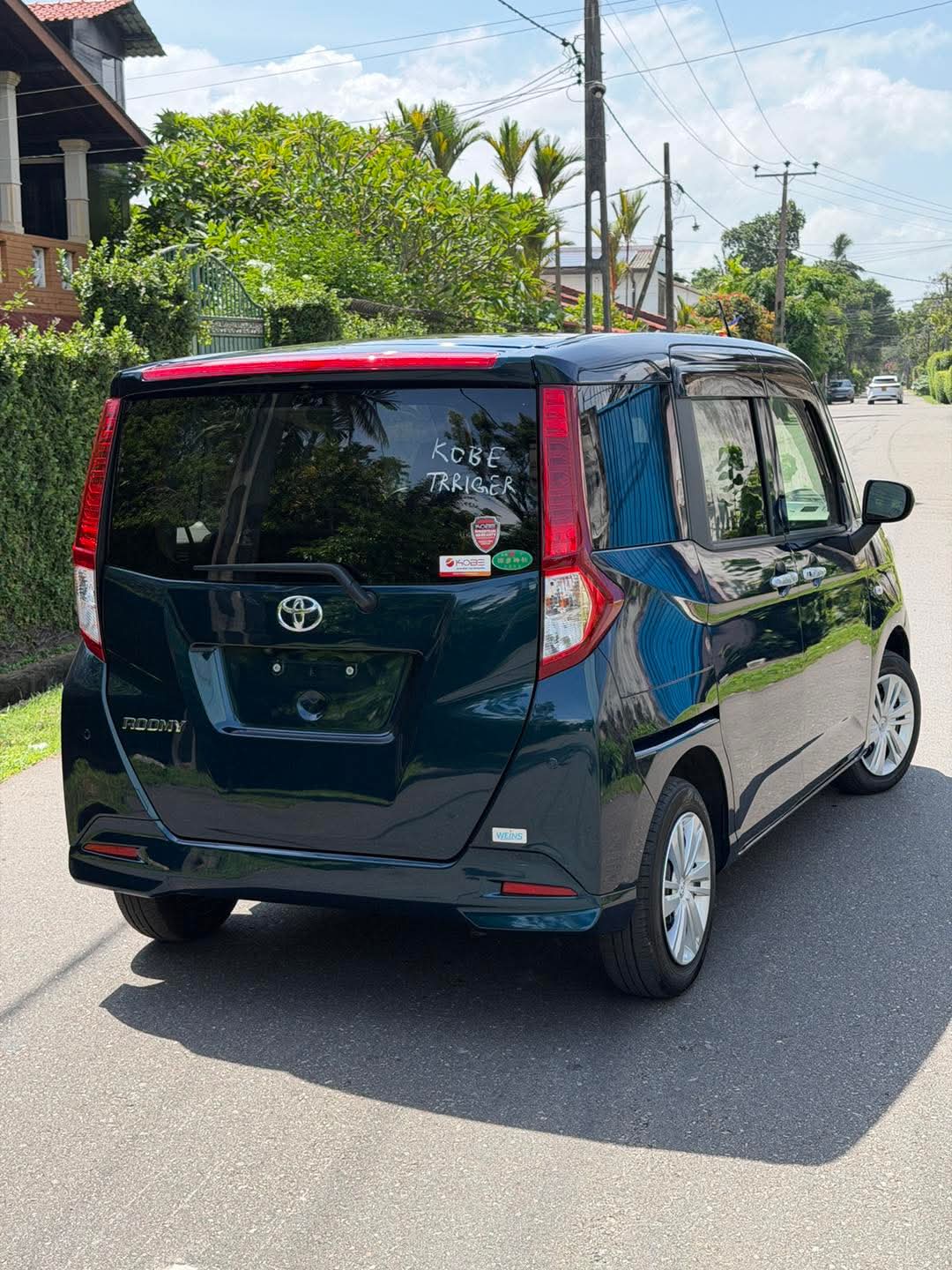 Toyota Roomy 2023 - නැවත සකස් කල වෑන් රථය sale in Sri Lanka - patpat.lk