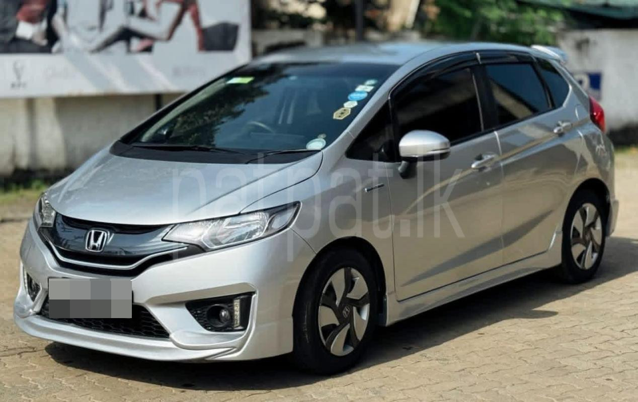 Honda Fit 2014 - பயன்படுத்தப்பட்டது கார் sale in Sri Lanka - patpat.lk