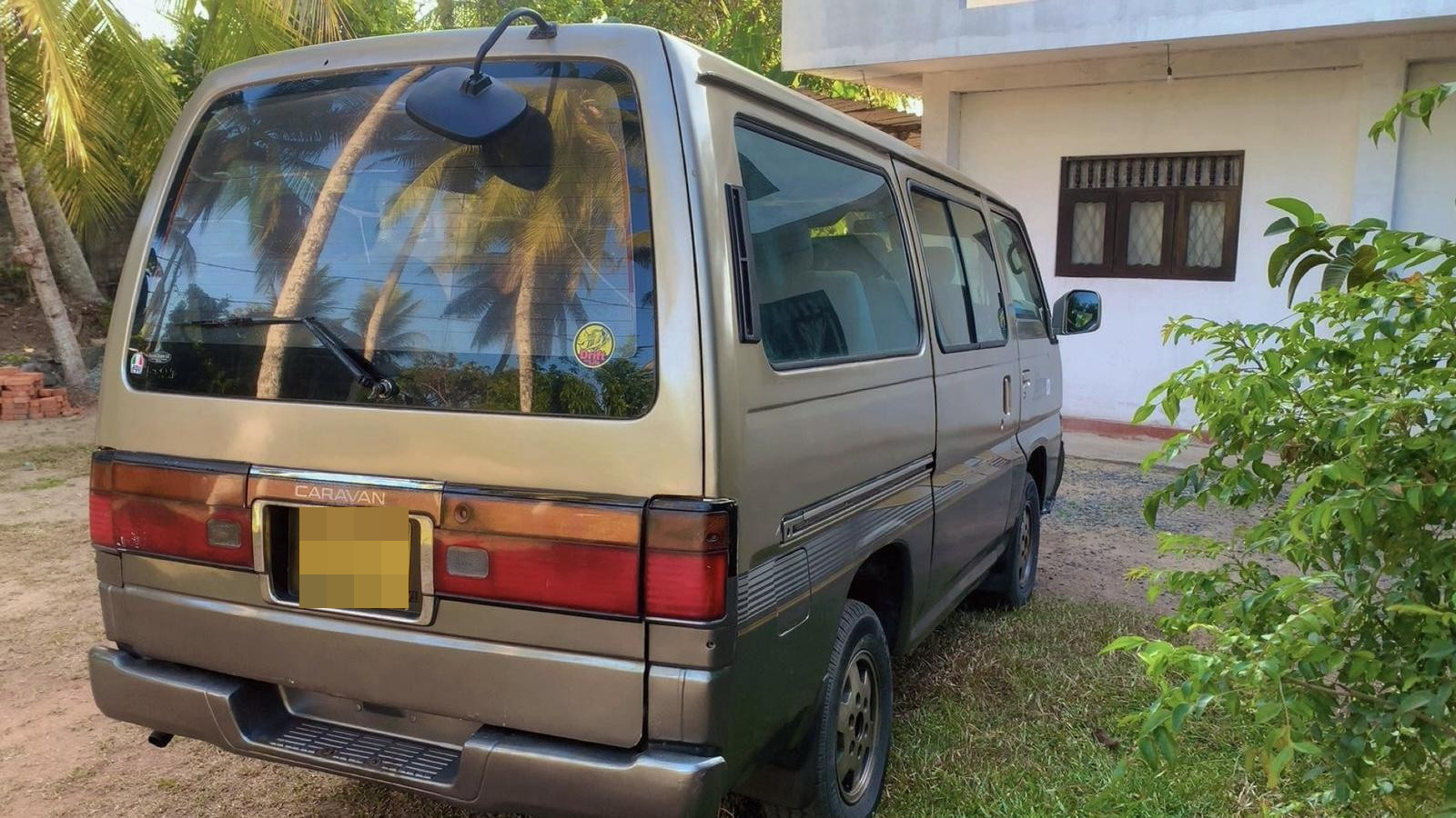 Nissan Caravan 1997 - Used Van sale in Sri Lanka - patpat.lk