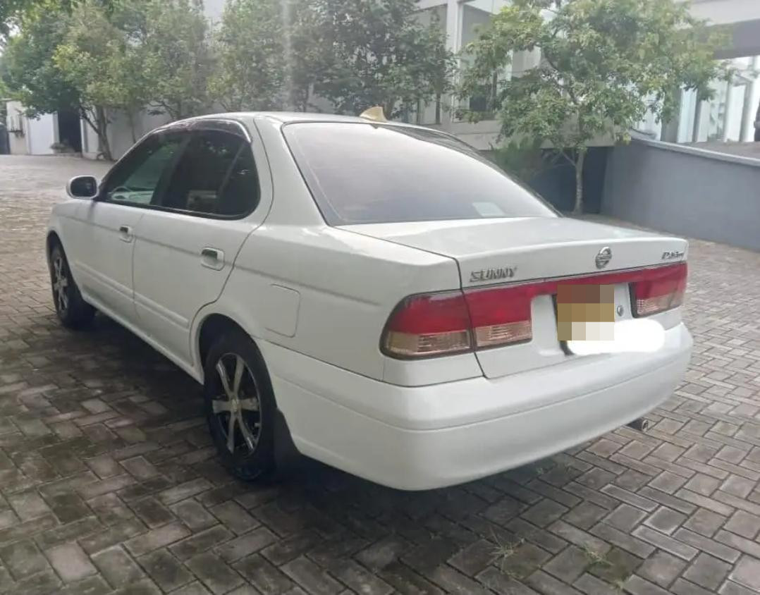 Nissan Sunny 2006 - Used Car sale in Sri Lanka - patpat.lk