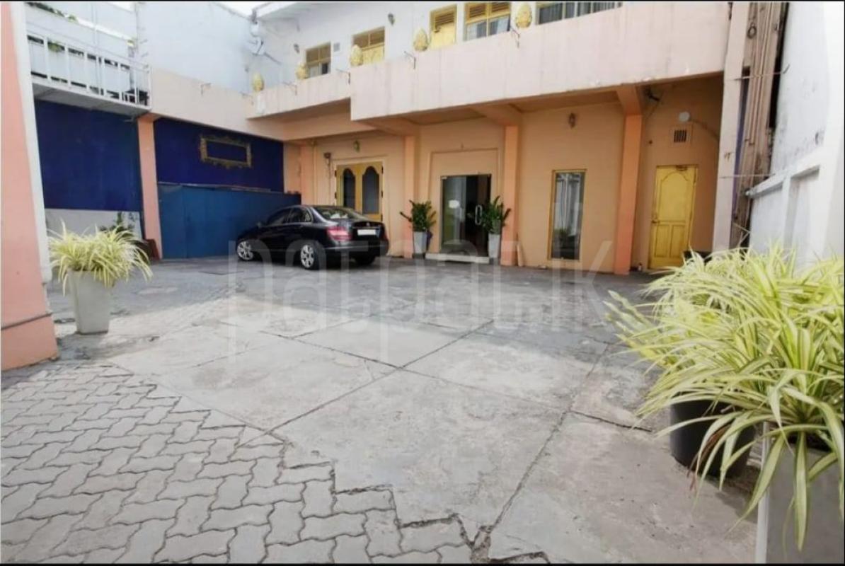 Advertisement image 2