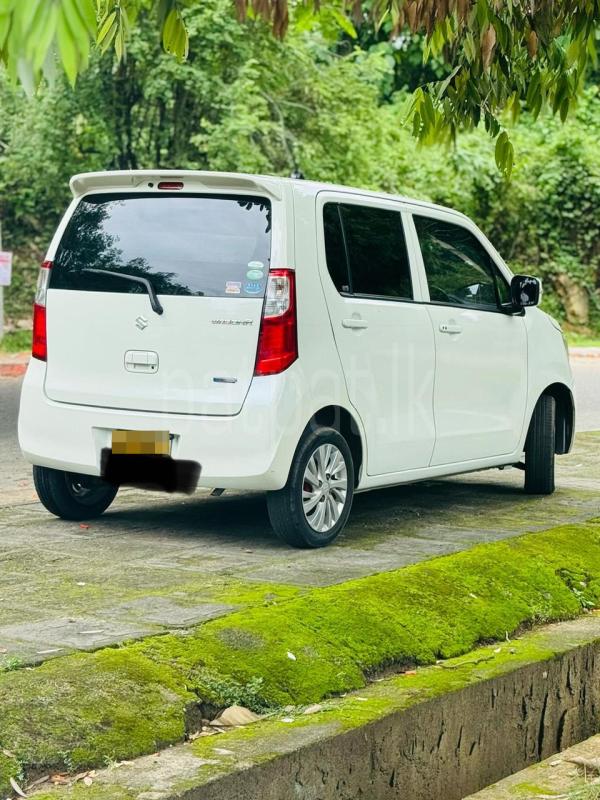 Suzuki Wagon R 2017 - பயன்படுத்தப்பட்டது கார் sale in Sri Lanka - patpat.lk