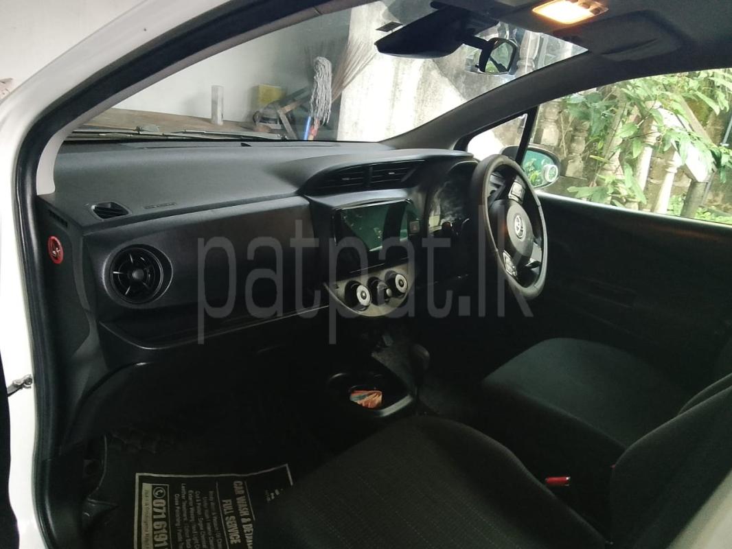 Toyota Vitz 2018 - பயன்படுத்தப்பட்டது கார் sale in Sri Lanka - patpat.lk