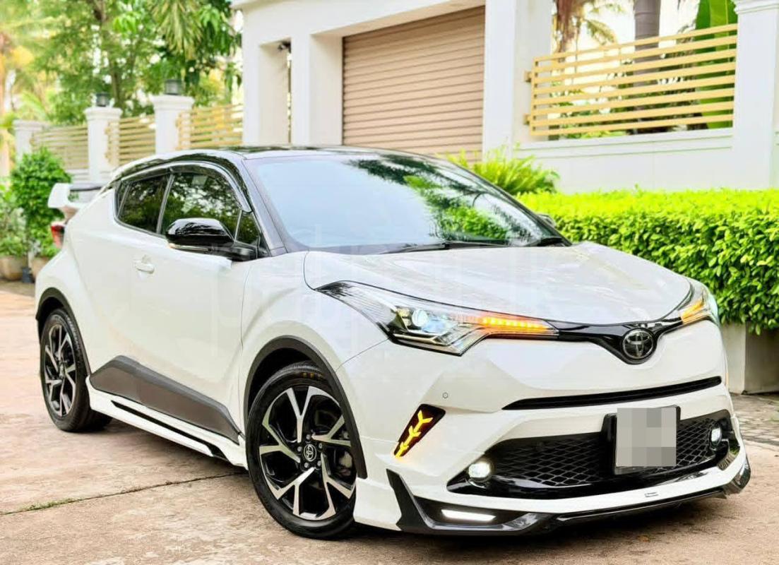 Toyota CHR 2018 - Used Car sale in Sri Lanka - patpat.lk