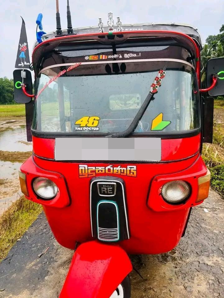 Bajaj 4 stroke 2011 - பயன்படுத்தப்பட்டது முச்சக்கர வண்டி sale in Sri Lanka - patpat.lk