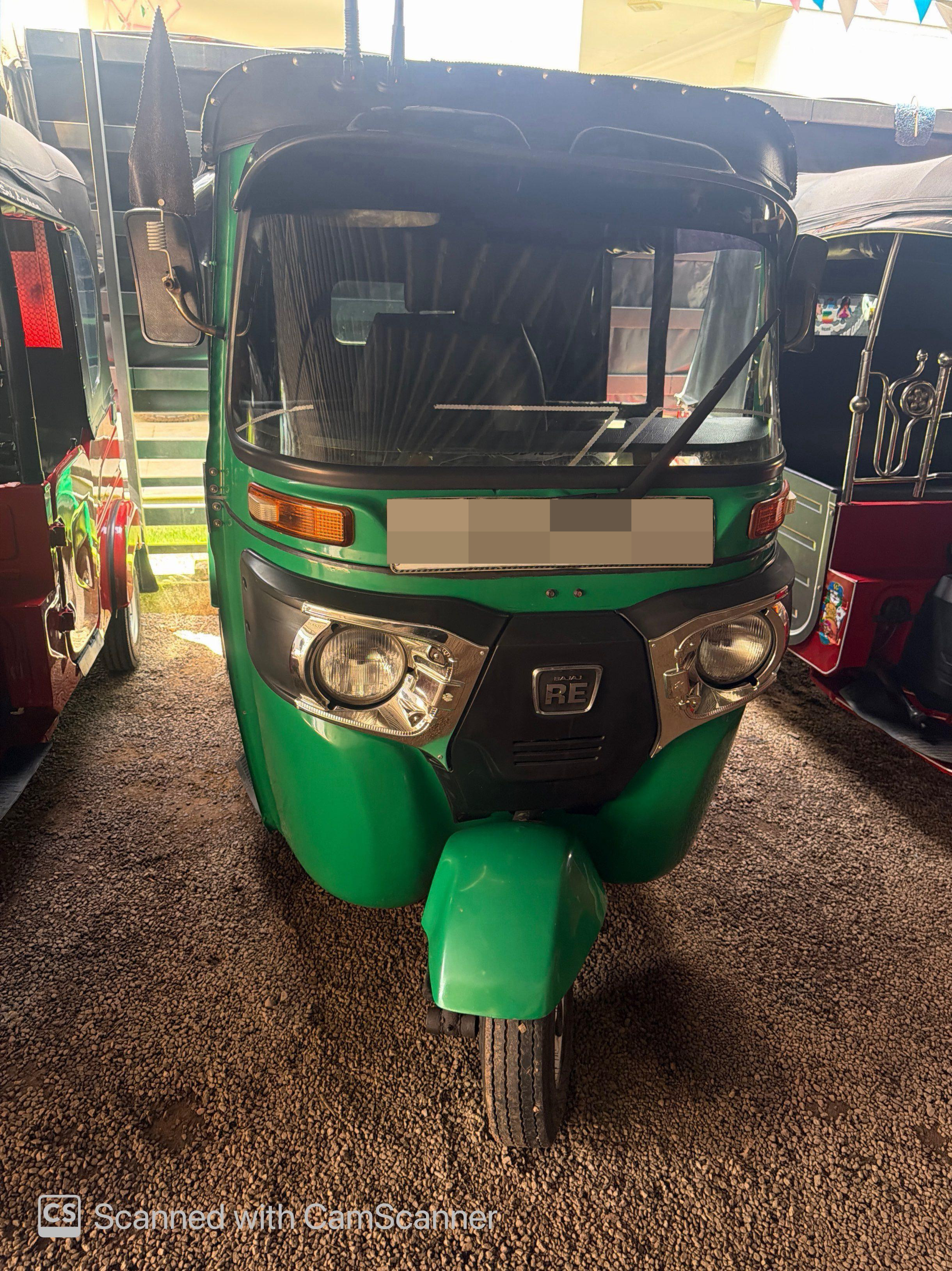 Bajaj 4 stroke 2016 - பயன்படுத்தப்பட்டது முச்சக்கர வண்டி sale in Sri Lanka - patpat.lk