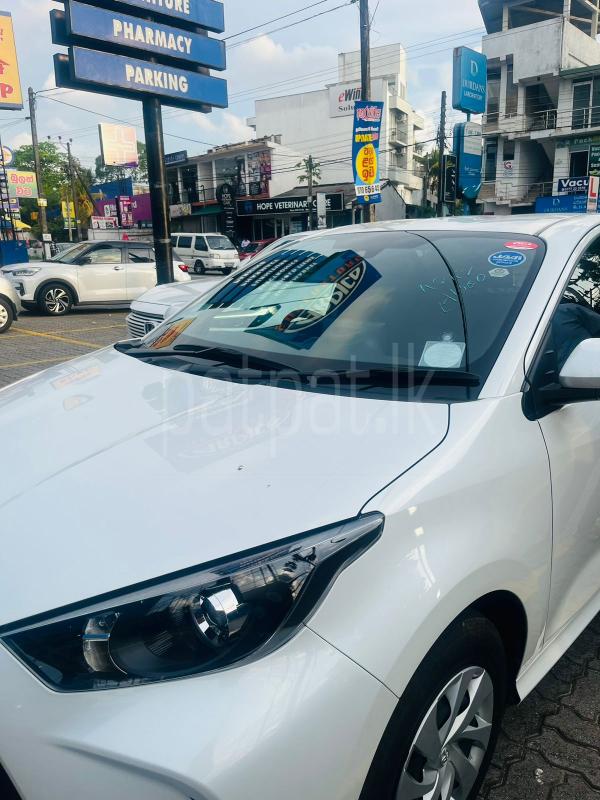 Advertisement image 6