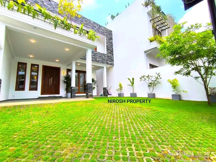 House for Sale in Athurugiriya