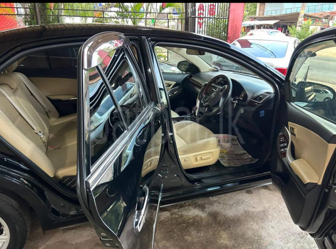 Toyota Premio 2018 - பயன்படுத்தப்பட்டது கார் sale in Sri Lanka - patpat.lk