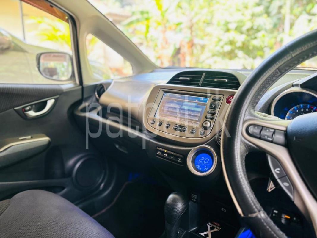 Advertisement image 5