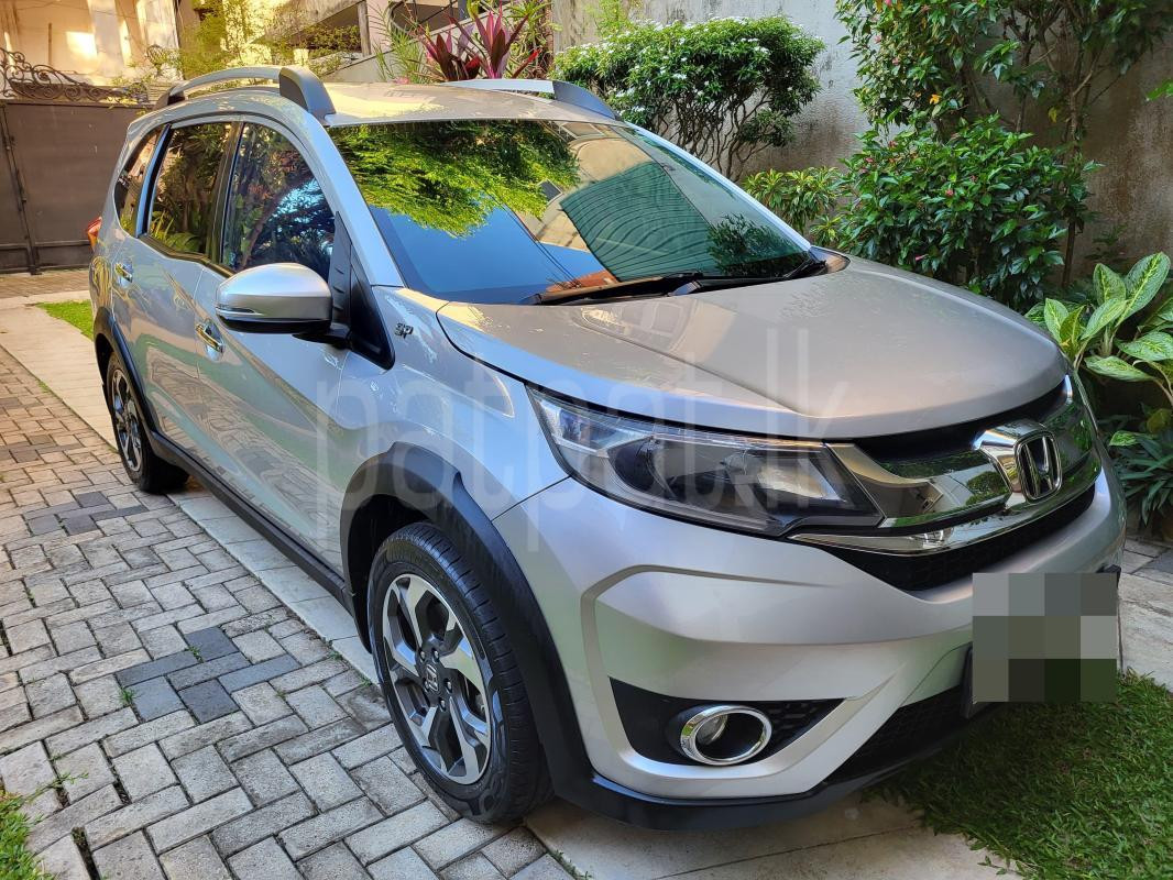 Honda BR V 2017 - Used SUV sale in Sri Lanka - patpat.lk