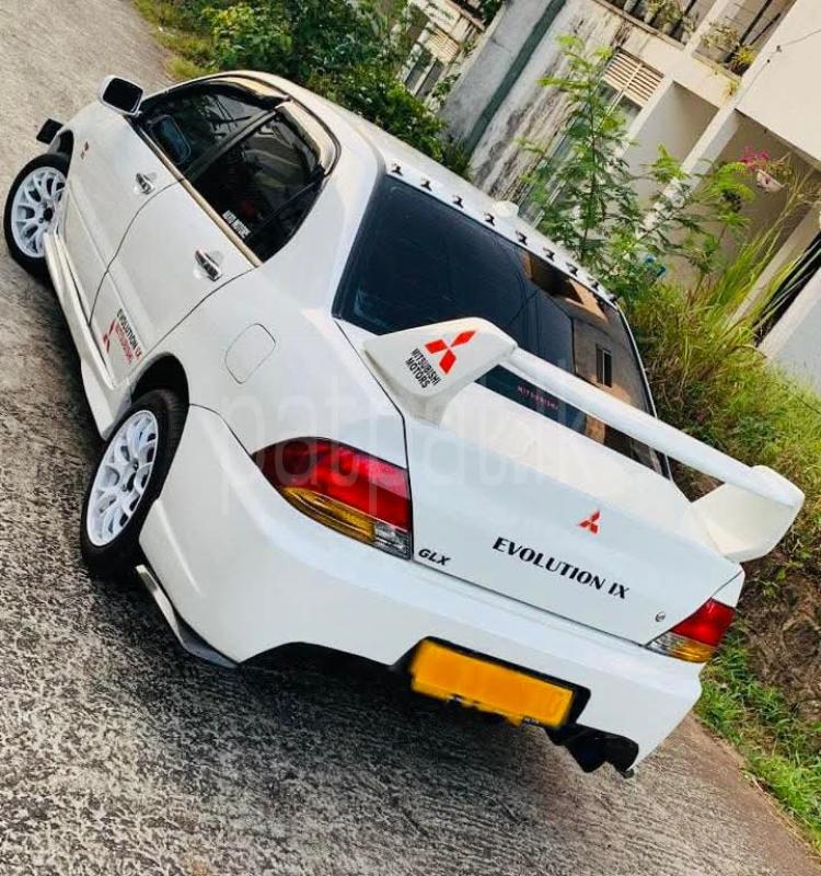 Advertisement image 1