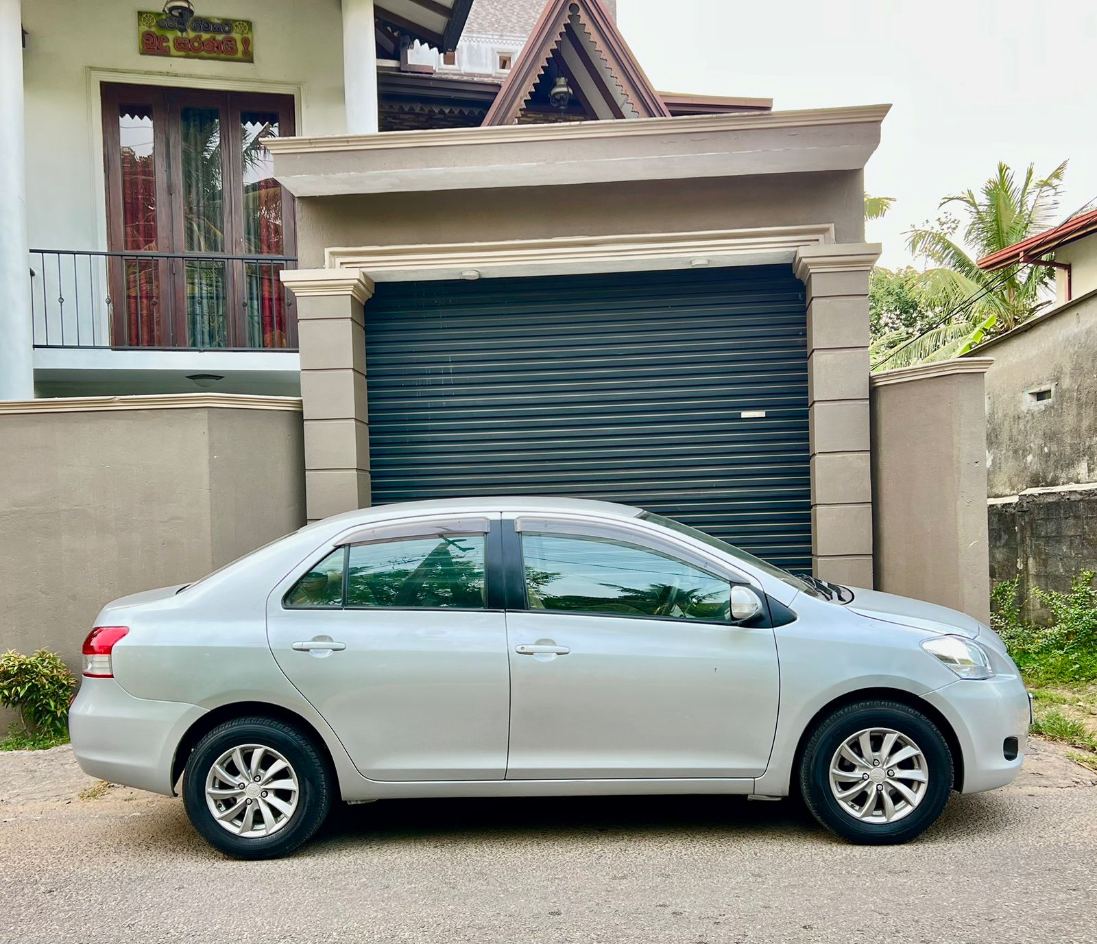 Toyota Belta 2009 - Used Car sale in Sri Lanka - patpat.lk