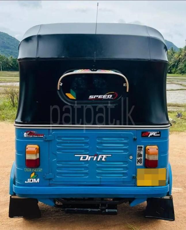 Bajaj Three Wheel 2012 - பயன்படுத்தப்பட்டது முச்சக்கர வண்டி sale in Sri Lanka - patpat.lk
