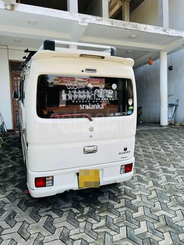 Advertisement image 4