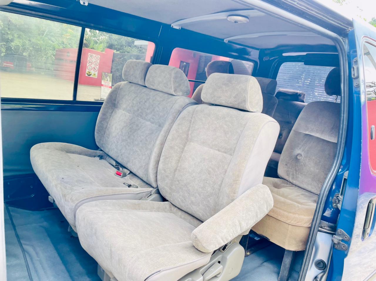 Toyota Hiace 1995 - பயன்படுத்தப்பட்டது வேன் sale in Sri Lanka - patpat.lk