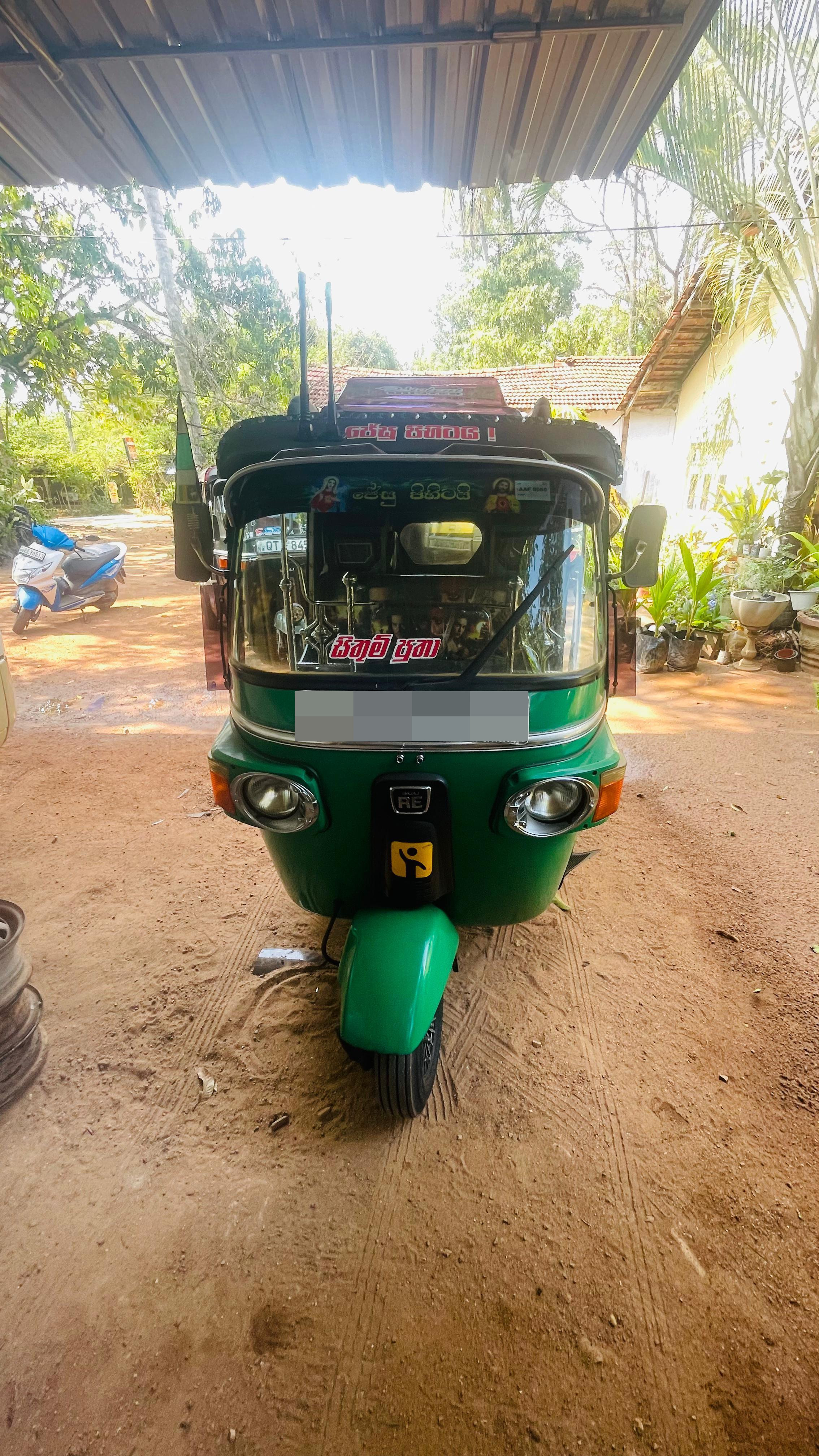 Bajaj Three Wheel 2013 - Used Three wheeler sale in Sri Lanka - patpat.lk