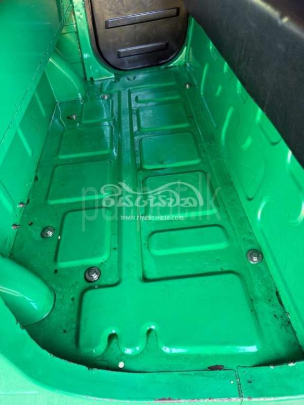 Bajaj Three Wheel 2014 - Used Three wheeler sale in Sri Lanka - patpat.lk