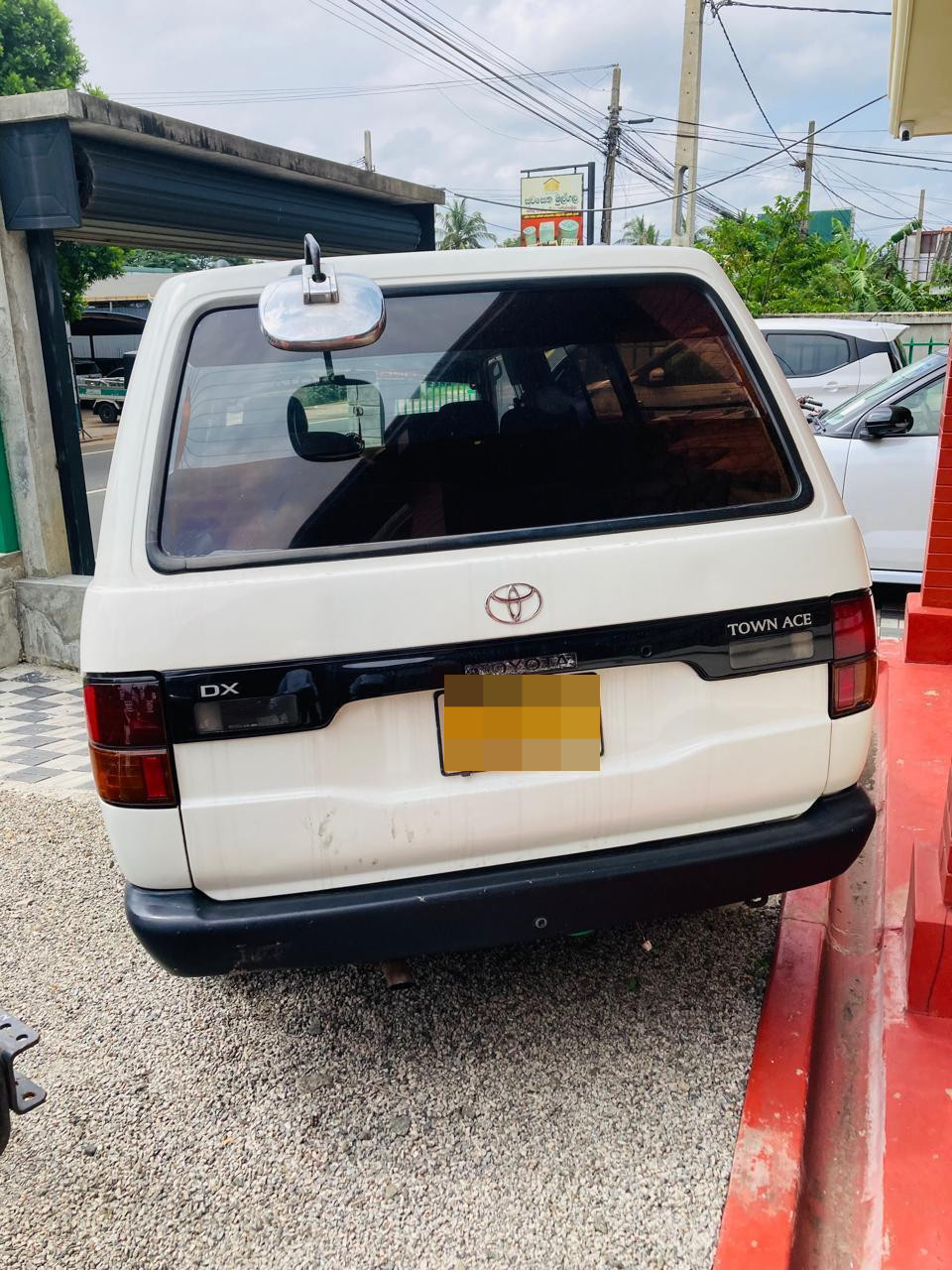 Toyota TownAce 1997 - பயன்படுத்தப்பட்டது வேன் sale in Sri Lanka - patpat.lk