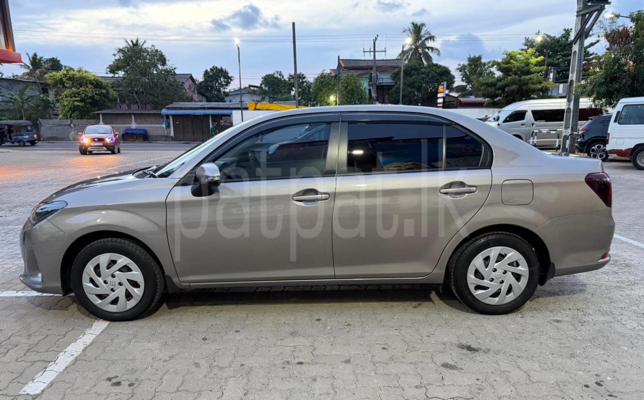 Toyota Axio 2024 - Used Car sale in Sri Lanka - patpat.lk