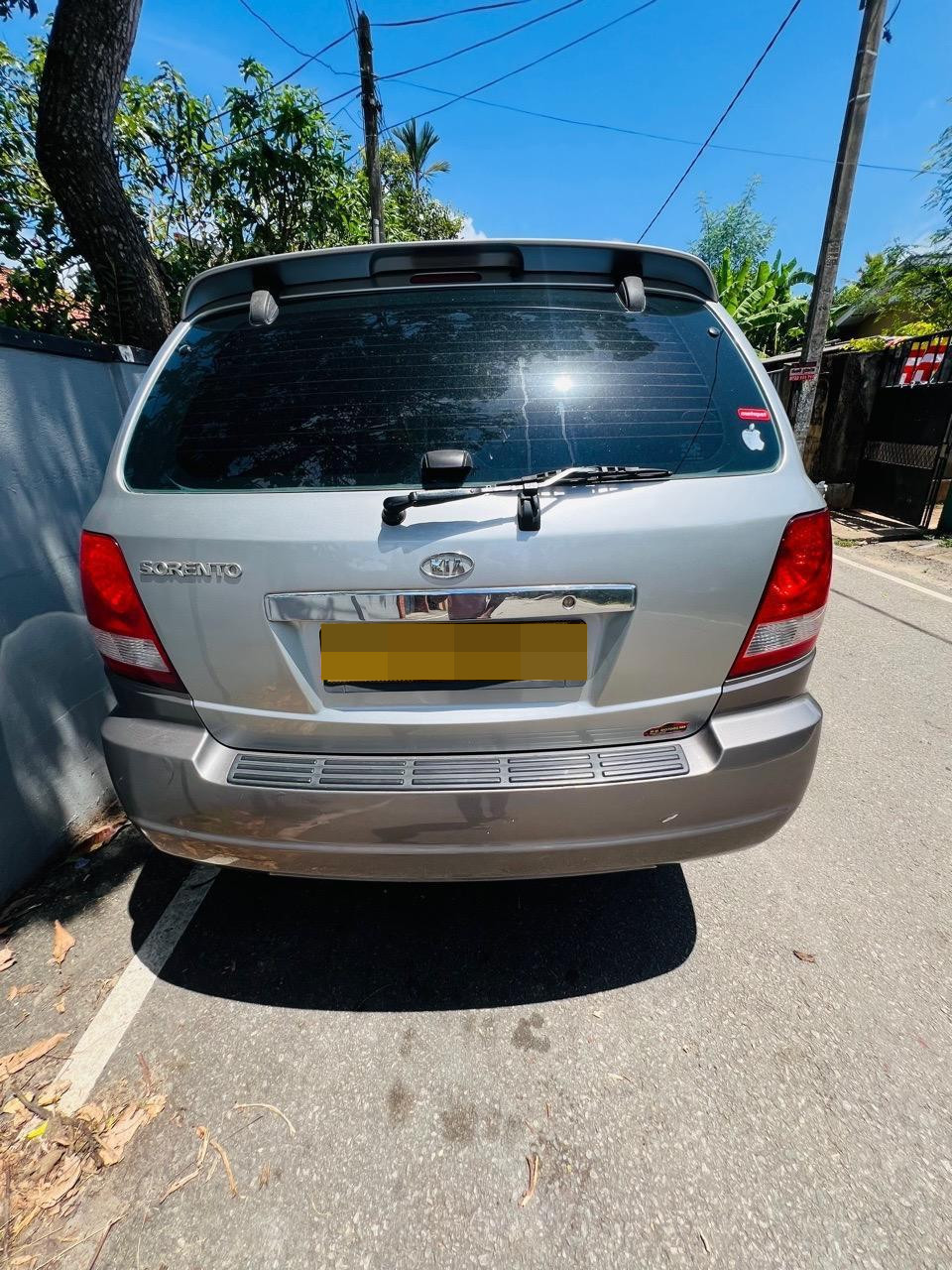 KIA Sorento 2003 - பயன்படுத்தப்பட்டது SUV sale in Sri Lanka - patpat.lk