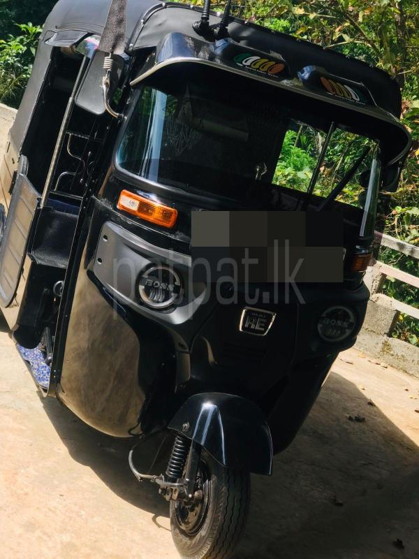 Bajaj Three Wheel 2014 - பயன்படுத்தப்பட்டது முச்சக்கர வண்டி sale in Sri Lanka - patpat.lk